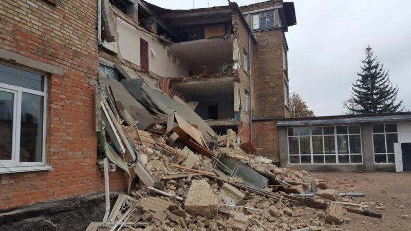 ІНФОРМАЦІЙНА ДОВІДКА ПО ЗАГАЛЬНООСВІТНІЙ ШКОЛІ І-ІІІ СТУПЕНІВ №6