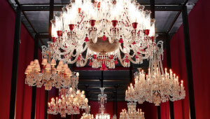 ТОП-10 лучших люстр для спальни в Украине 2025: выбор покупателей от Line F