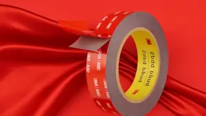Майбутнє клеєвих технологій: чому двосторонні стрічки витісняють класичні кріплення