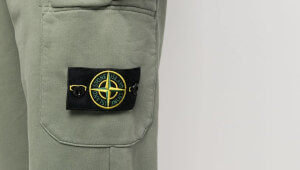 Стильні штани Stone Island для чоловіків: брендові моделі для сучасного гардеробу