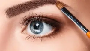 Чи можливо досягти ідеальної форми брів без допомоги візажиста?