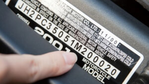 Как подобрать карандаш точно в цвет: код краски, варианты оттенков, тест на карте